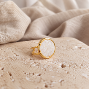 Bague Sonora Blanc plaquée or 24 carats et résine Atelier R